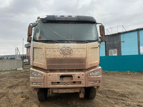 FAW J6 8x4 Самосвал