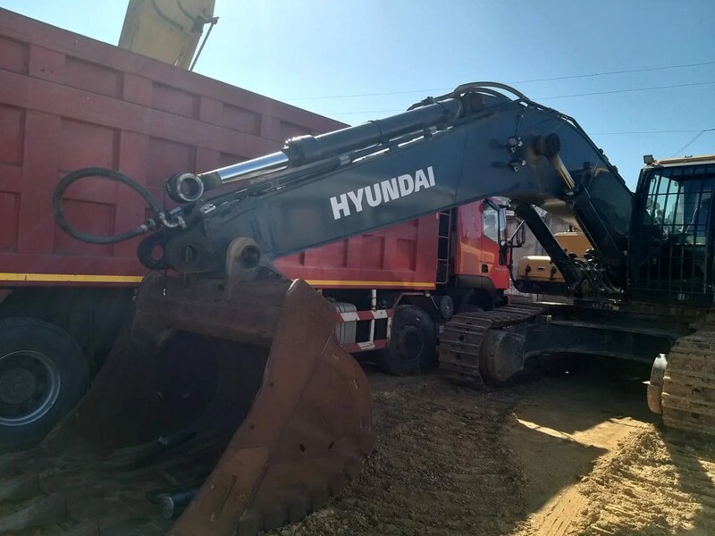 Hyundai R505 Экскаватор — фото 4