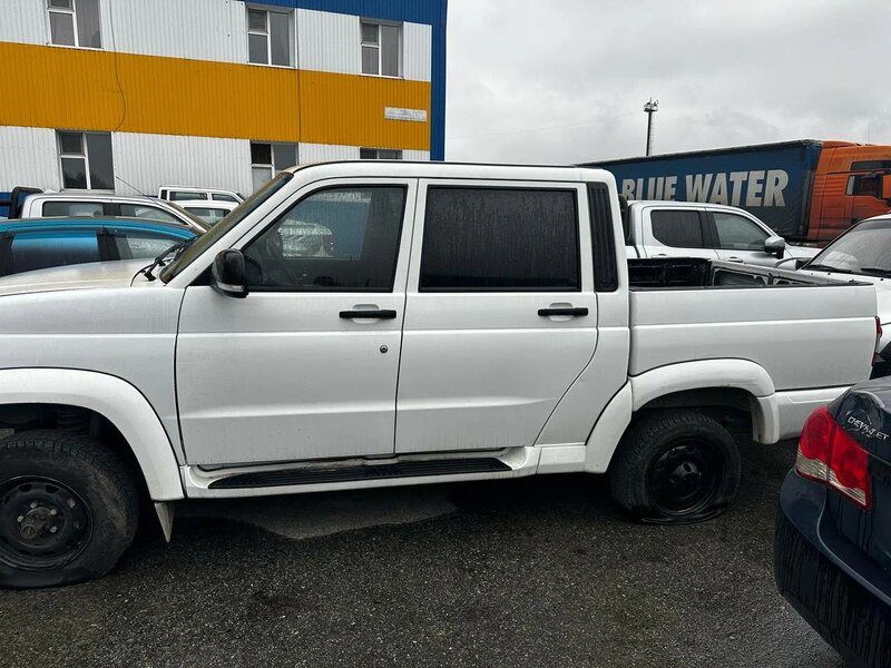 UAZ PATRIOT PICKUP — фото 4