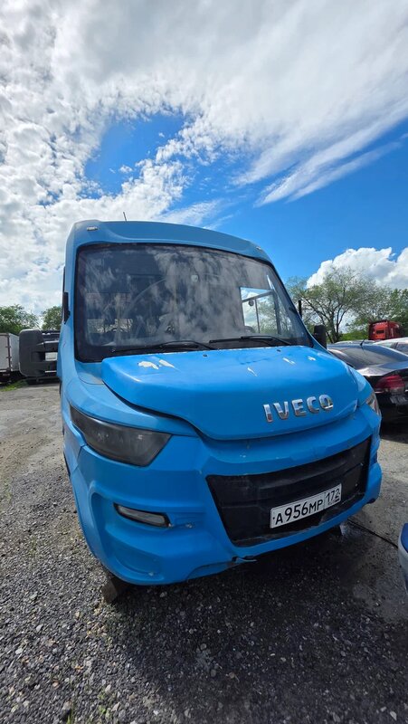IVECO VSN700 Автобус — фото 1