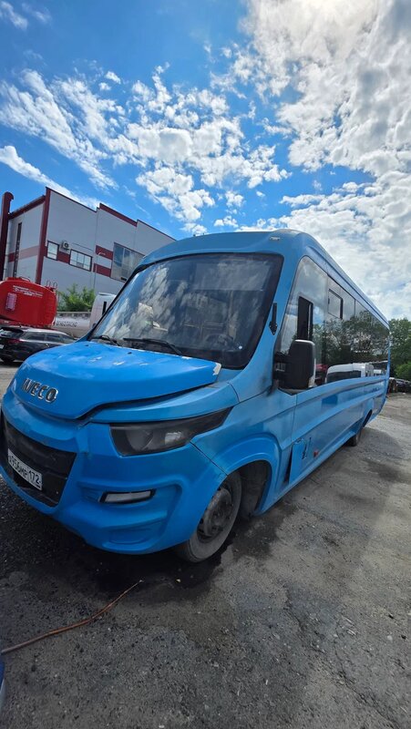 IVECO VSN700 Автобус — фото 3