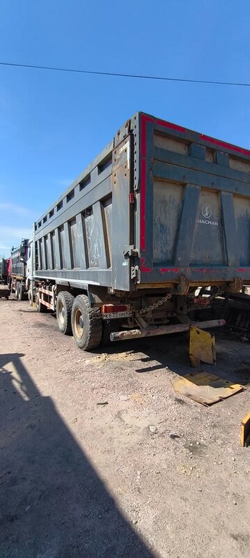 Shacman (Shaanxi) SX 8x4 Самосвал — фото 3