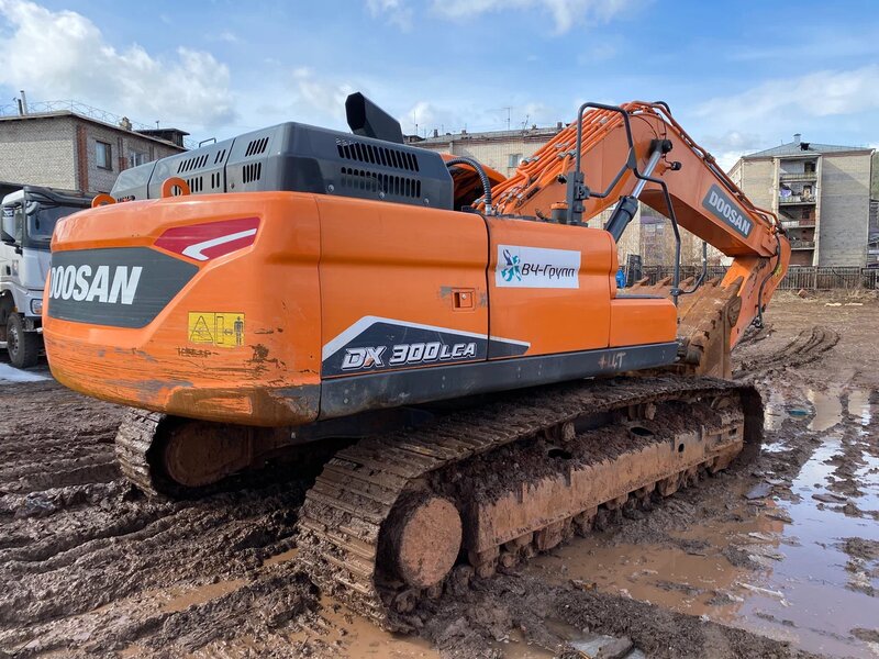 Doosan DX 300 Экскаватор — фото 5