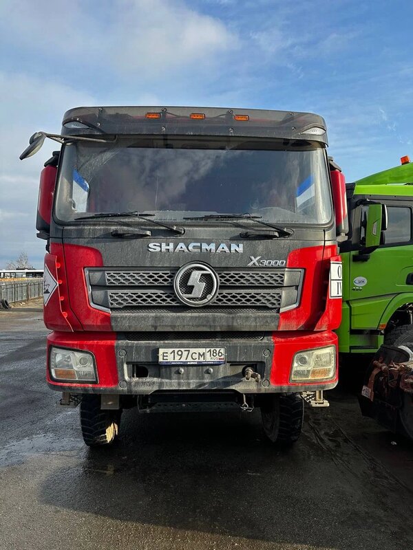 Shacman (Shaanxi) SX 6x6 Самосвал — фото 1