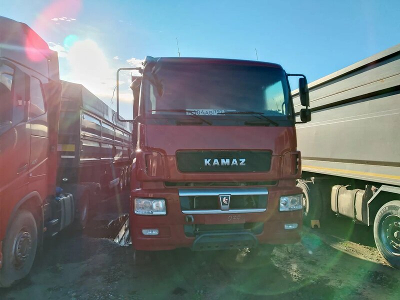 КамАЗ 65801 8x4 Самосвал — фото 1