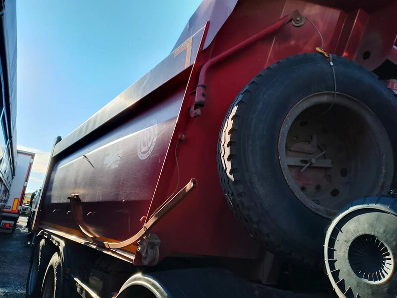 КамАЗ 65801 8x4 Самосвал — фото 11