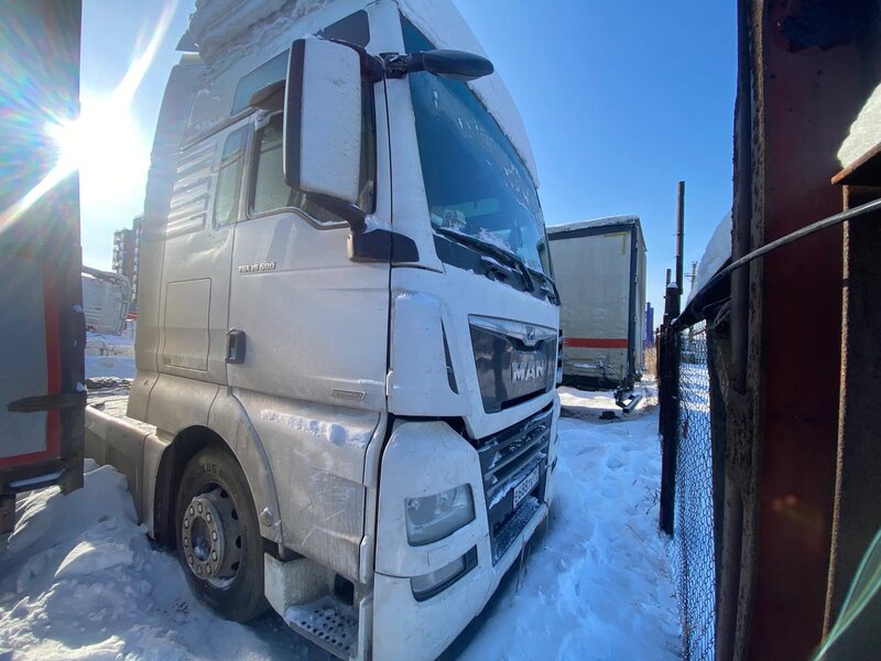 MAN TGX 4x2 Седельный тягач — фото 1