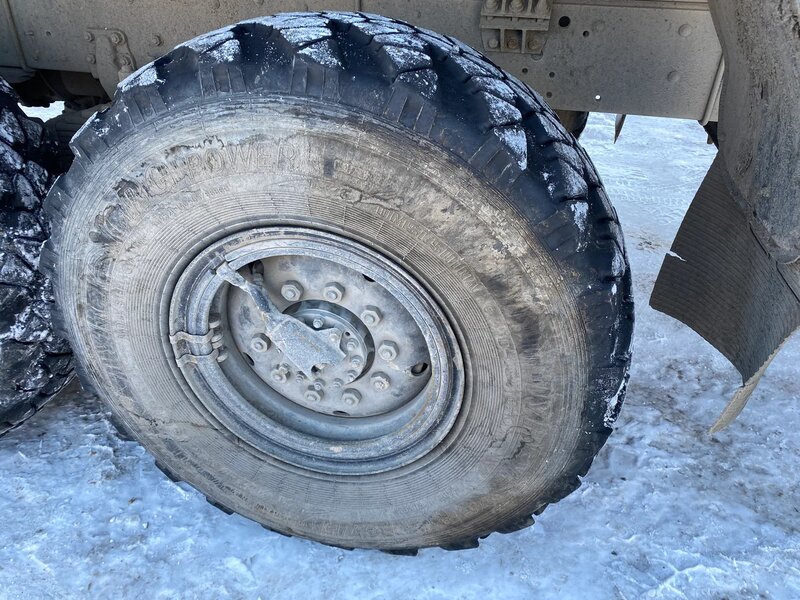 Кран центр "КАМАЗ" 659100 на шасси КамАЗ 43118 6x6 Бортовой с КМУ — фото 8