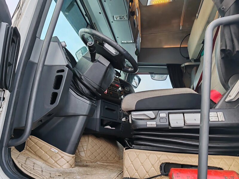 Renault T 4x2 Седельный тягач — фото 10