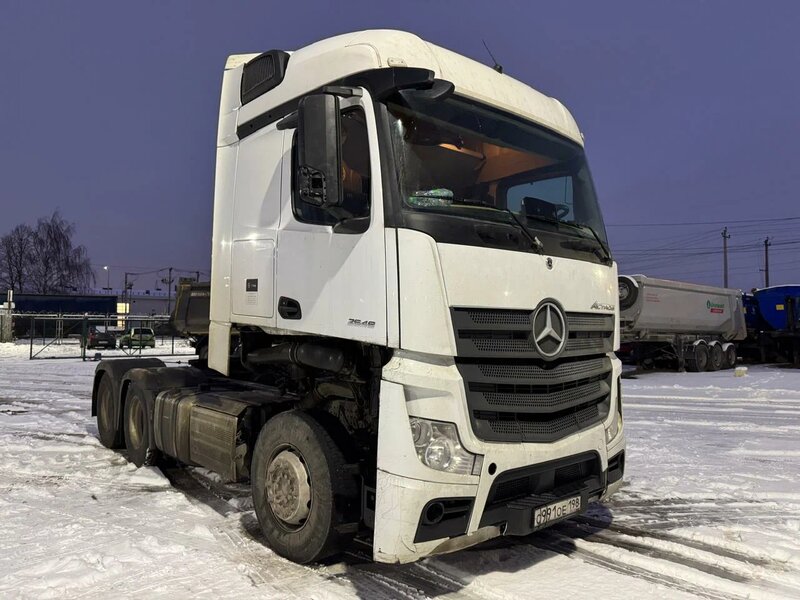 Mercedes-Benz Actros 6x4 Седельный тягач — фото 1