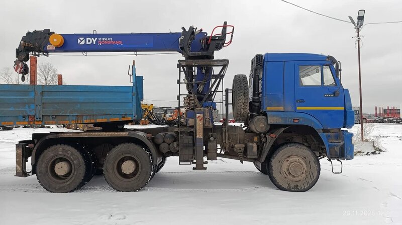 Феникс 7806 на шасси КамАЗ 65225 6x6 Седельный тягач с КМУ — фото 4