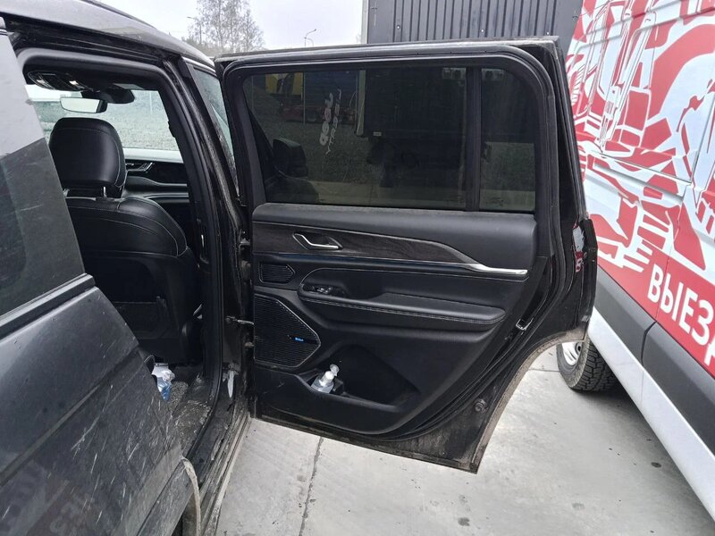 Jeep GRAND CHEROKEE — фото 5