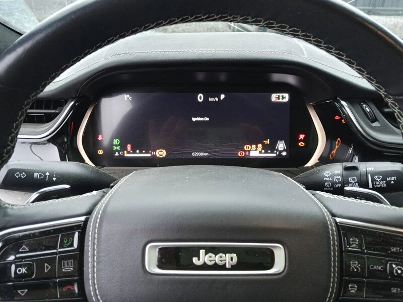 Jeep GRAND CHEROKEE — фото 14