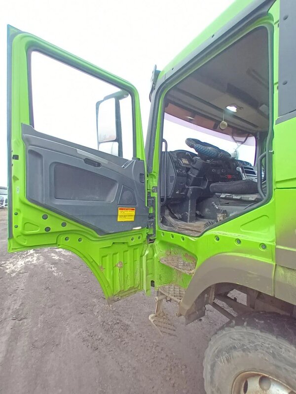 Shacman (Shaanxi) SX 8x4 Самосвал — фото 5