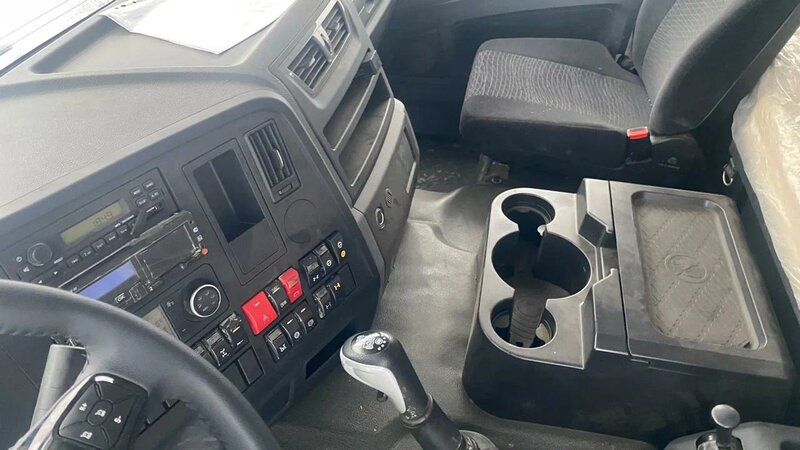 Shacman (Shaanxi) SX 6x6 Самосвал — фото 9