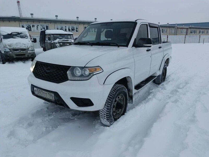 UAZ PATRIOT PICKUP — фото 2