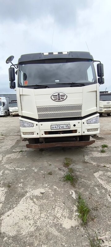 FAW CA 3310 8x4 Самосвал — фото 1