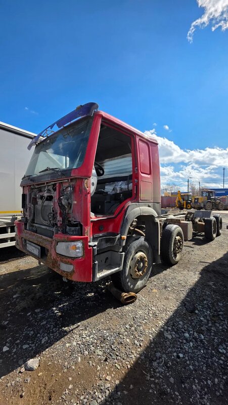 Howo ZZ 8x4 Самосвал — фото 3