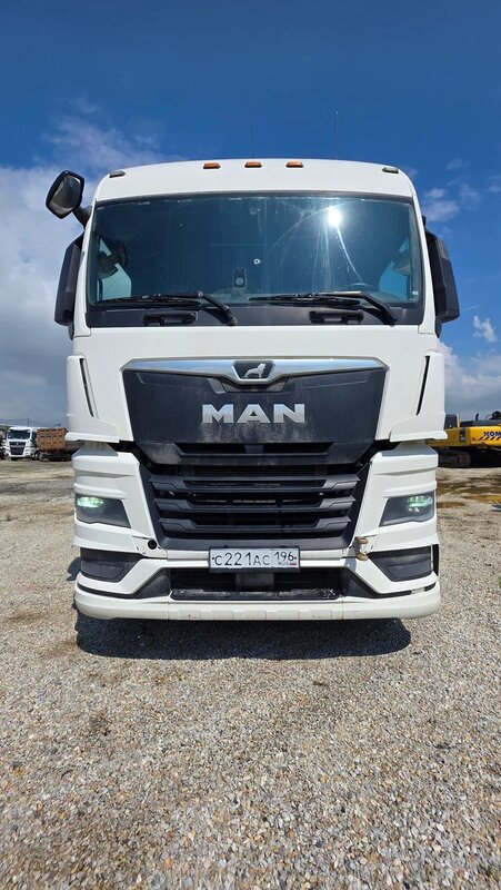 MAN TGX 4x2 Седельный тягач — фото 1