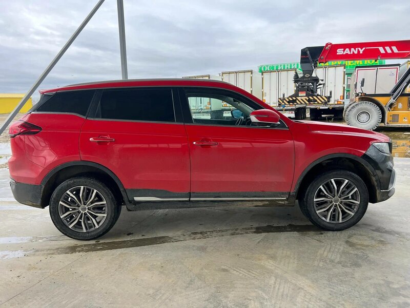 Geely Atlas Pro — фото 4