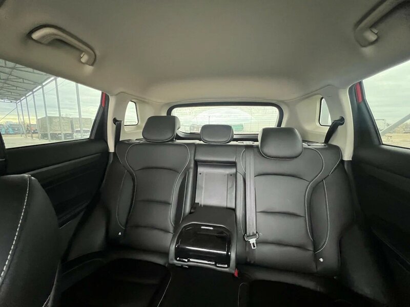 Geely Atlas Pro — фото 15