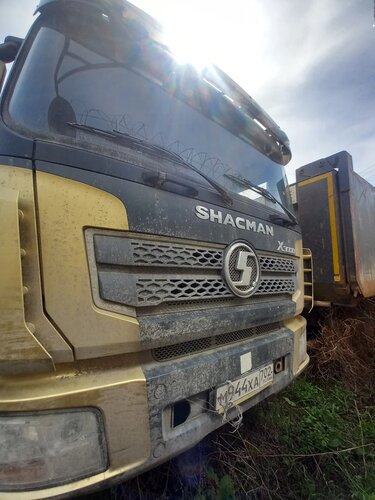 Shacman (Shaanxi) SX 6x6 Самосвал