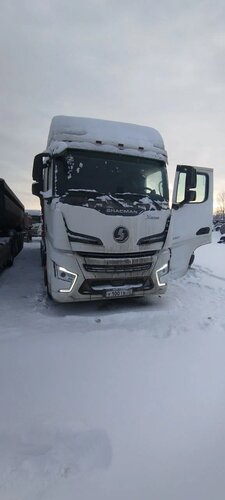 Shacman (Shaanxi) SX 4x2 Седельный тягач