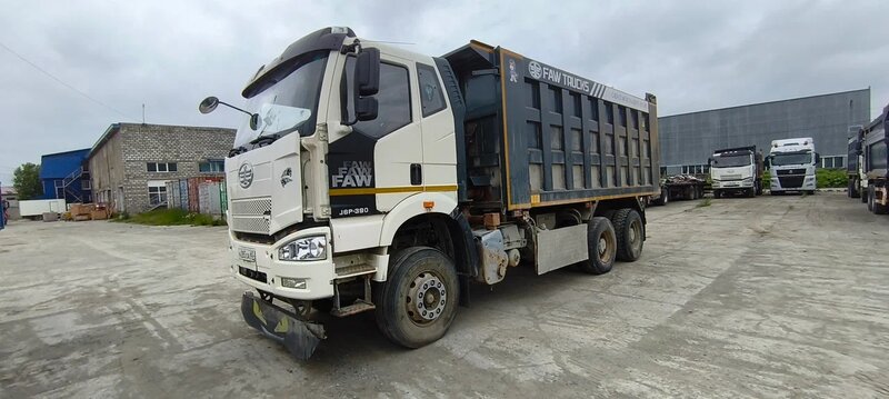 FAW J6 6x4 Самосвал — фото 3
