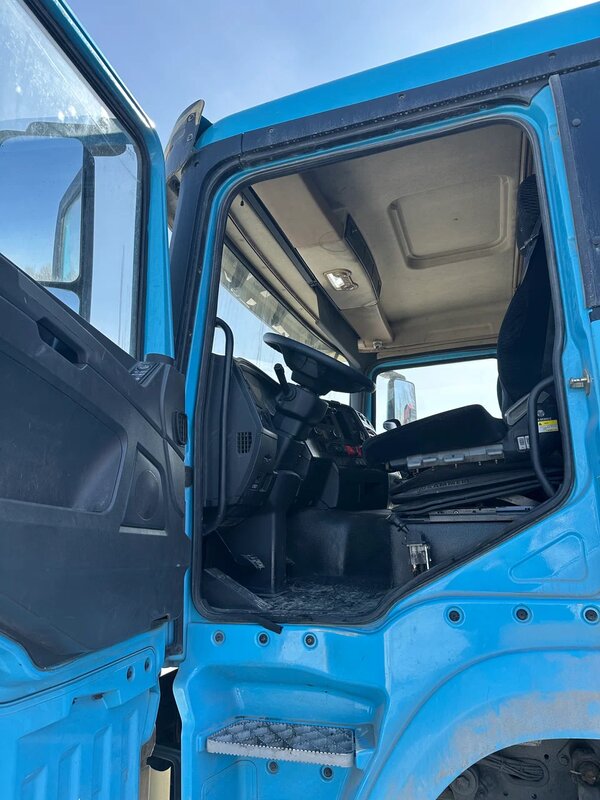 Shacman (Shaanxi) SX 8x4 Самосвал — фото 11