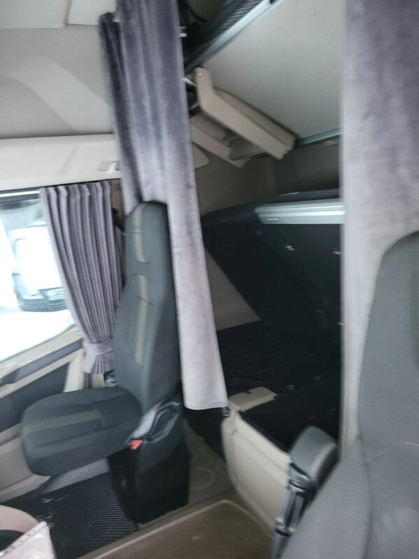 DAF XG 4x2 Седельный тягач — фото 8