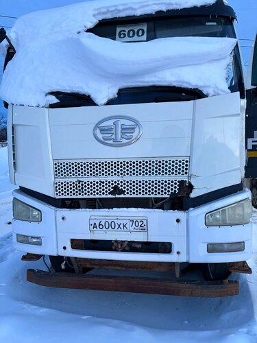 FAW J6 8x4 Самосвал