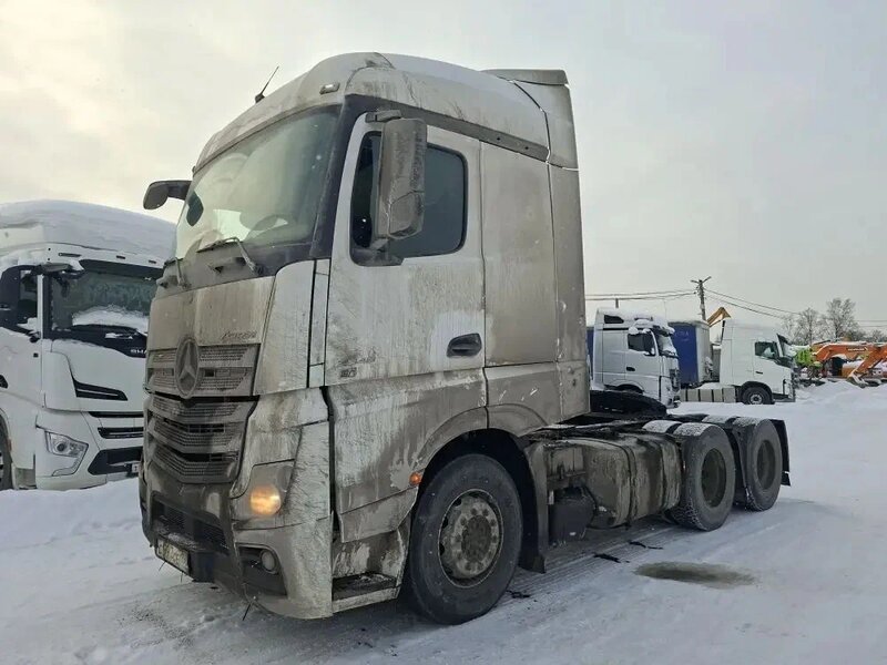 Mercedes-Benz Actros 6x4 Седельный тягач — фото 3