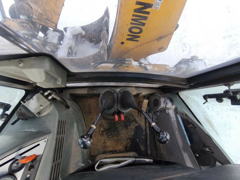 SHANMON 388 Экскаватор-погрузчик — фото 8