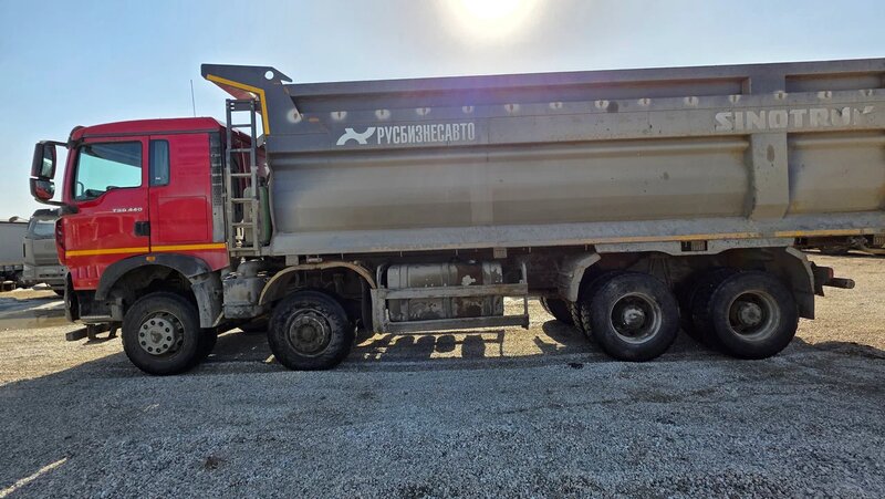 Howo T5G 8x4 Самосвал — фото 7