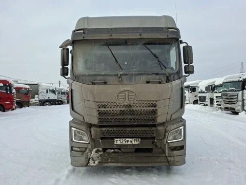 FAW JH6 4x2 Седельный тягач