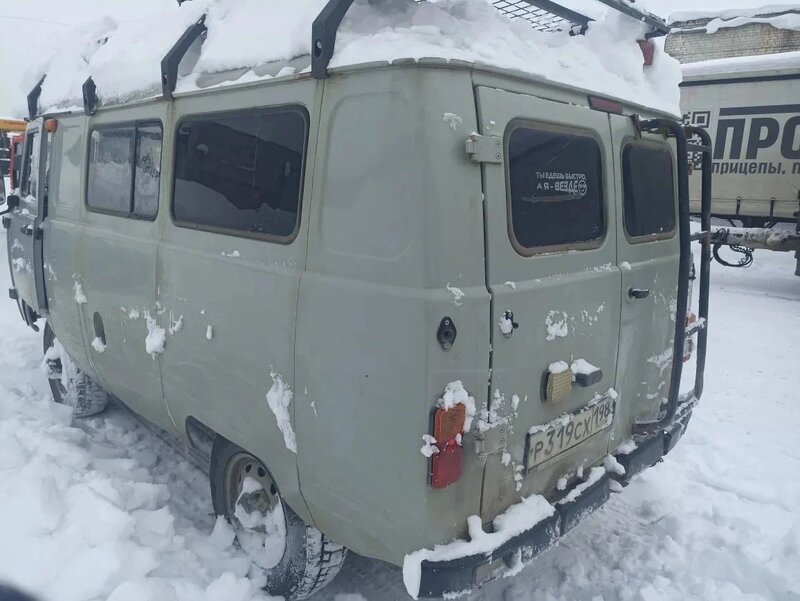 UAZ 3909 Грузопассажирский — фото 4