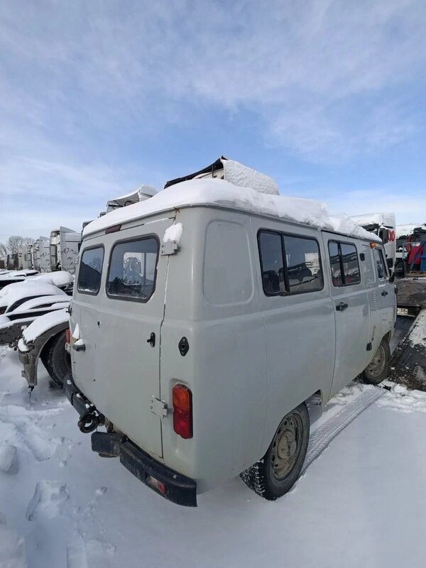 UAZ 3741 Грузопассажирский — фото 5