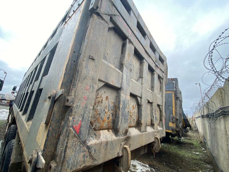 Howo ZZ 8x4 Самосвал — фото 7