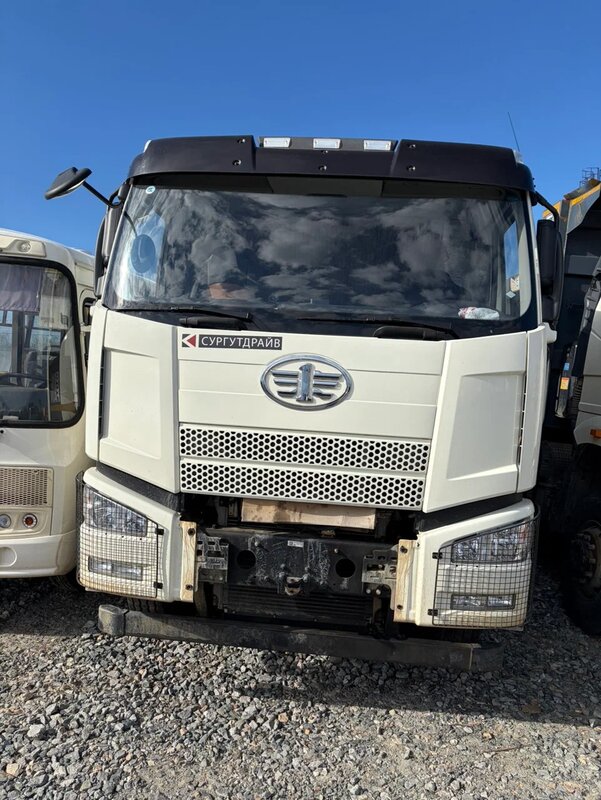 FAW J6 6x6 Самосвал — фото 1