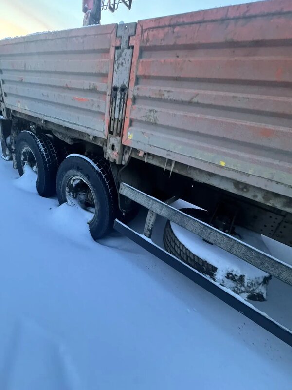 Коммерческие грузовики K3B на шасси КамАЗ 65115 6x4 Бортовой с КМУ — фото 8