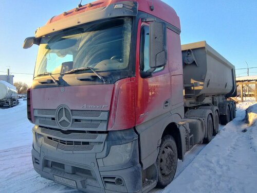 Mercedes-Benz Actros 6x4 Седельный тягач