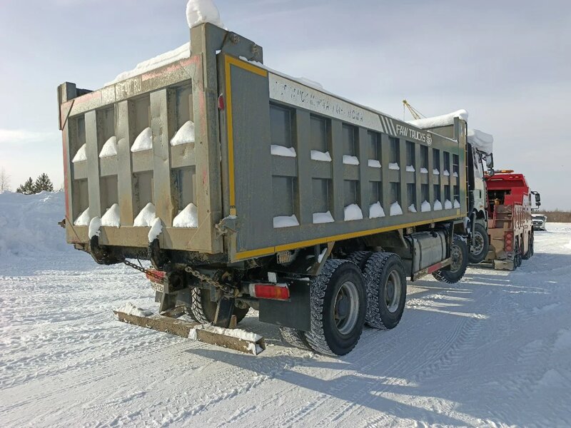 FAW J6 8x4 Самосвал — фото 1