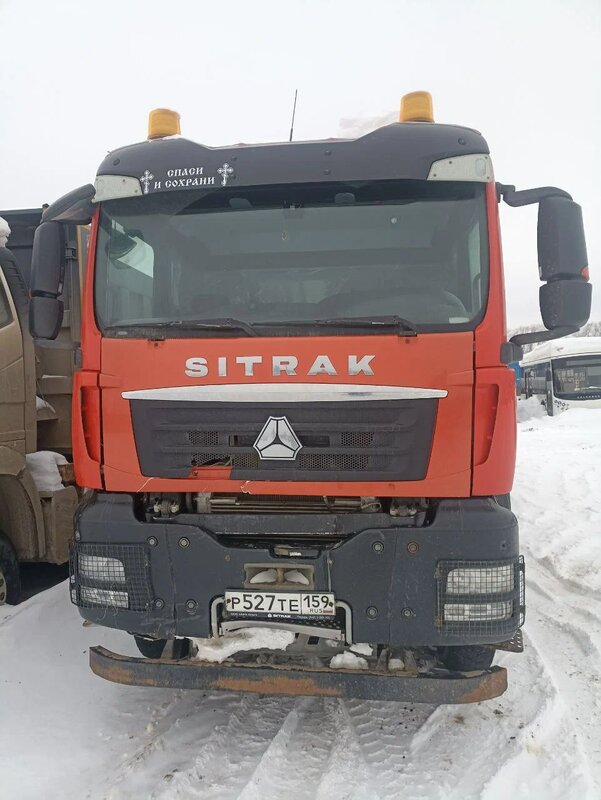 SITRAK C7H 8x4 Самосвал — фото 1