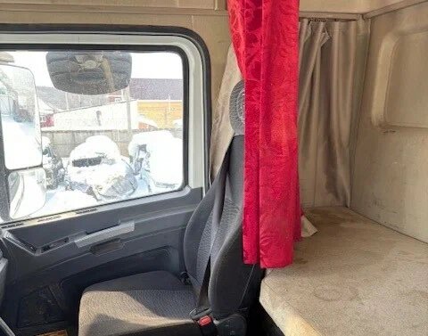 Shacman (Shaanxi) SX 6x4 Самосвал — фото 12