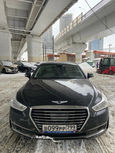 Genesis G90