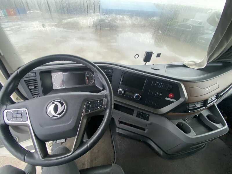 DongFeng GX 6x4 Седельный тягач — фото 12