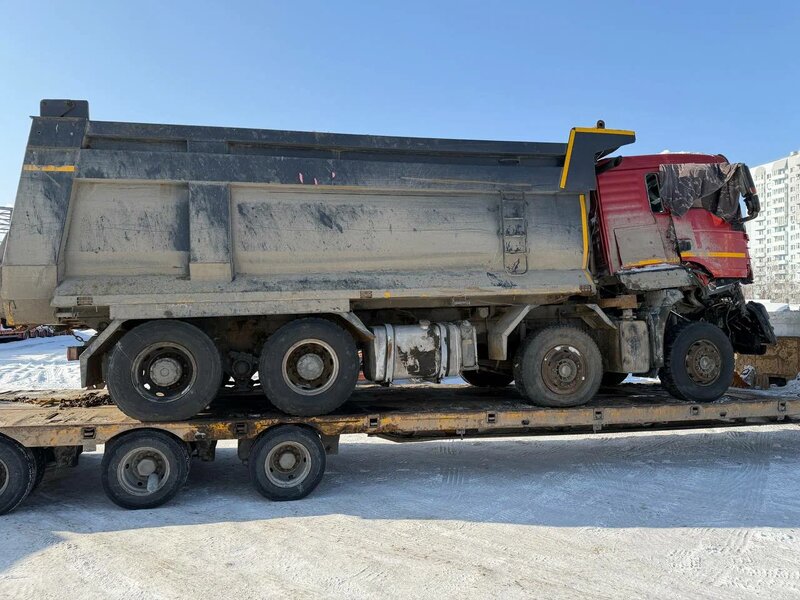 SITRAK C7H 8x4 Самосвал — фото 4