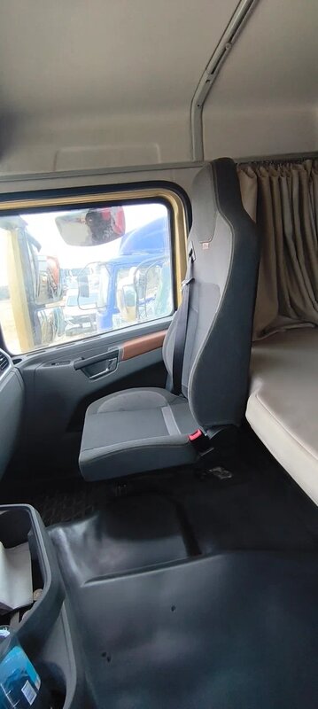 Shacman (Shaanxi) SX 8x4 Самосвал — фото 8