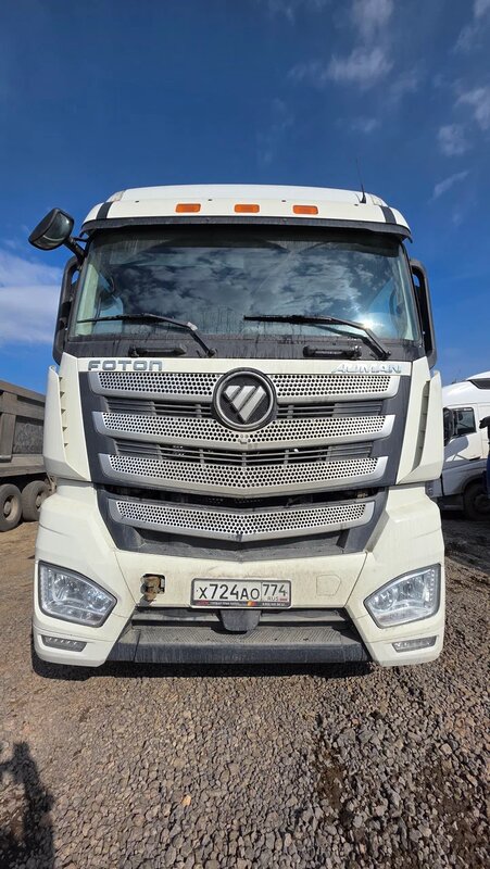 Foton AUMAN 4x2 Седельный тягач — фото 1