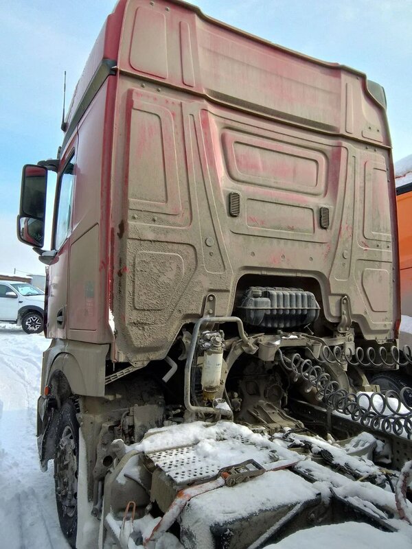 Mercedes-Benz Actros 6x4 Седельный тягач — фото 5
